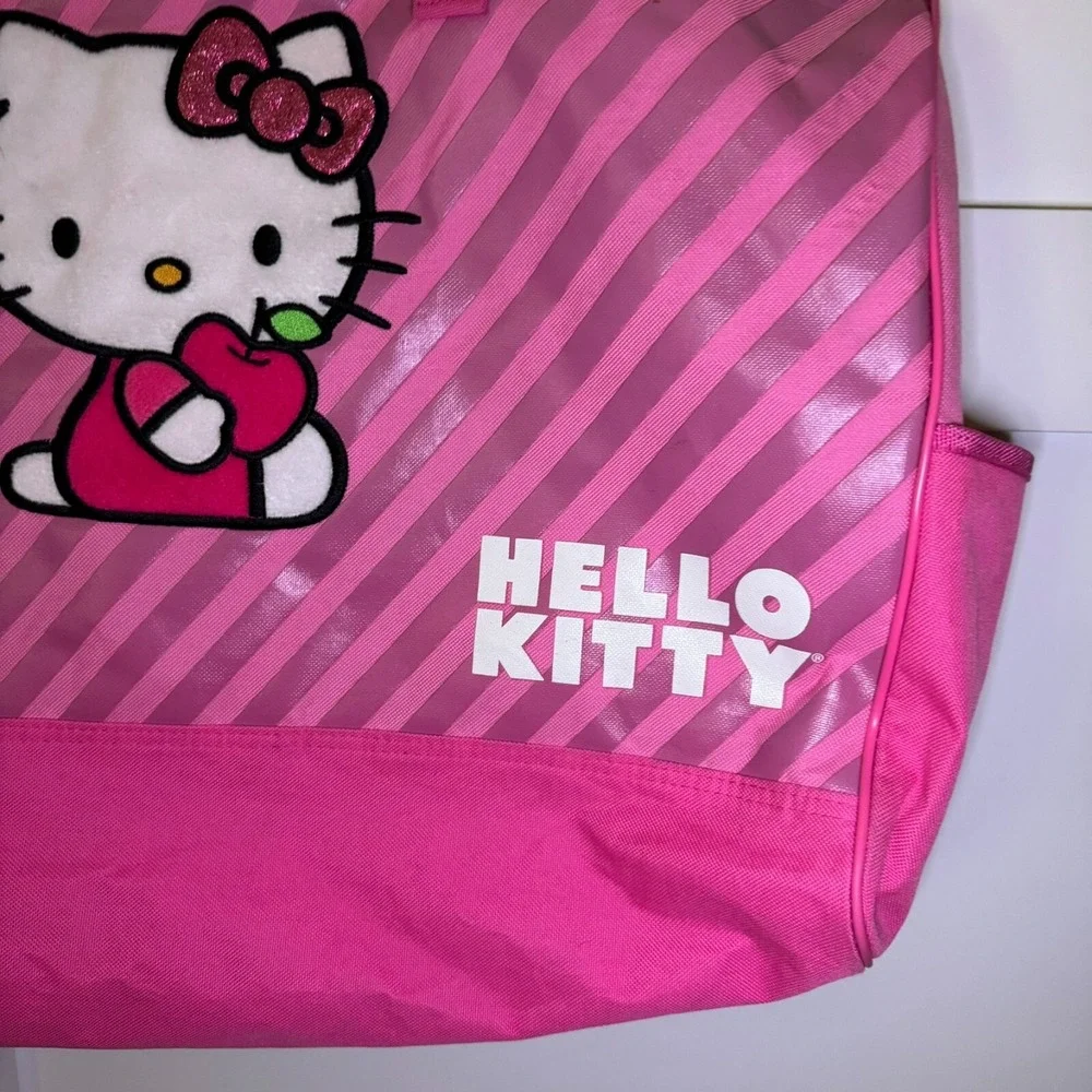 Vintage 2009 Hello‎ Kitty Sanrio Duffle Bag Weekender Over Night Pink Stripes